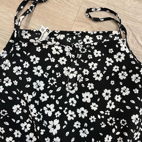 936 Generation Black Ditsy Floral Playsuit - Picture 6 of 7